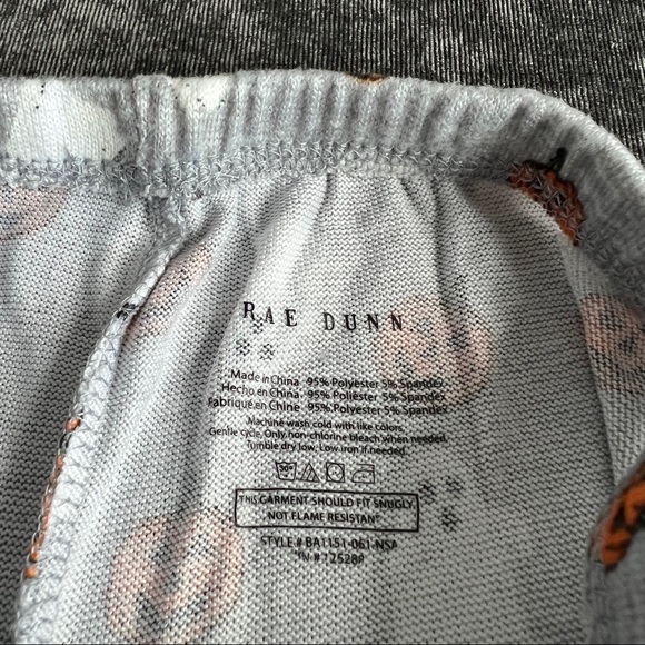NWT Kid’s Rae Dunn Boo Crew Pajamas - Picture 7 of 11